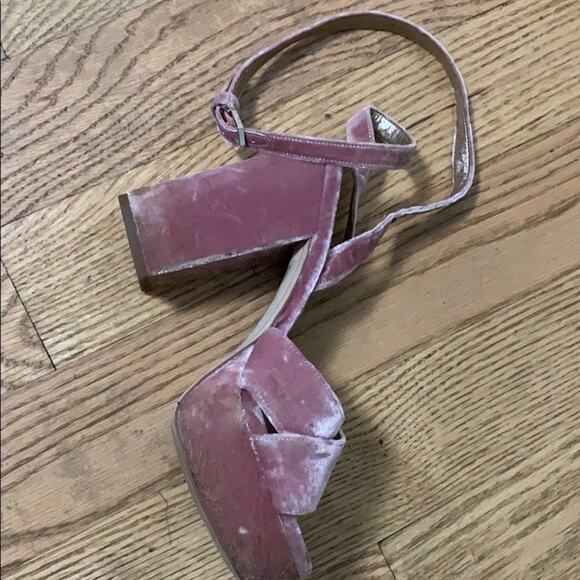 SAM ELDERMAN VELOUR‎ OPEN TOE SANDALS SIZE 7 - Picture 5 of 6